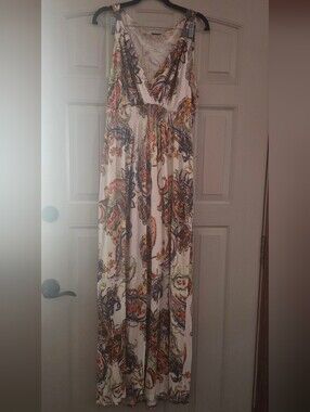 Lascana for Venus White Paisley Maxi Dress with Multicolor Print